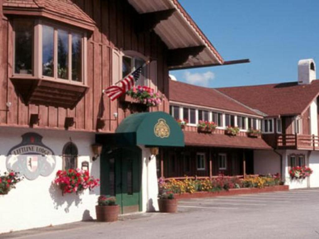 Liftline Lodge Stratton Mountain Exterior photo
