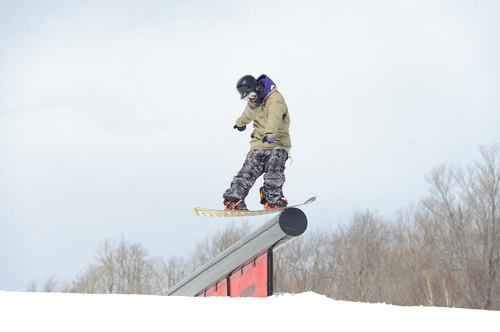 Liftline Lodge Stratton Mountain Exterior photo